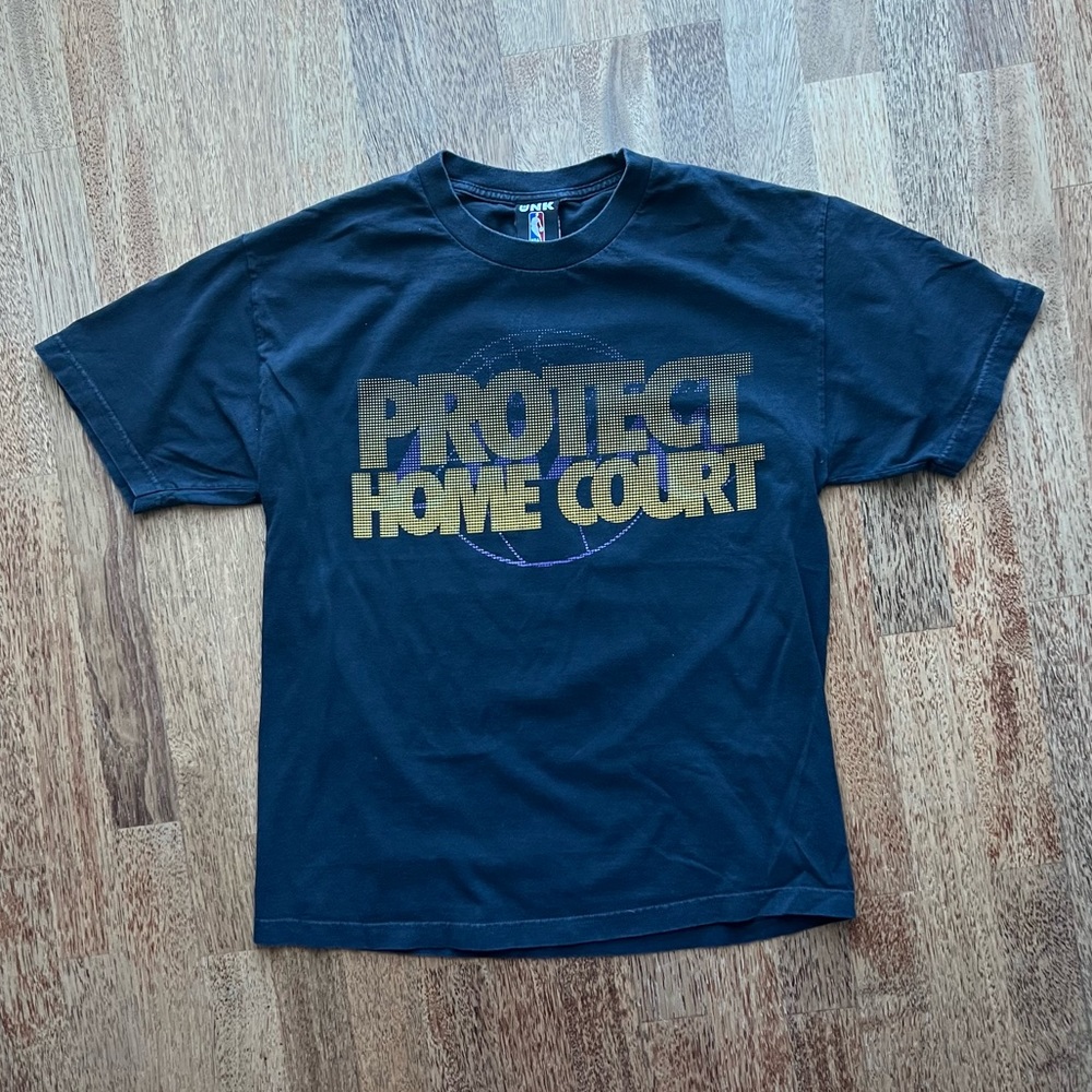Los Angeles Lakers T-Shirt NBA Black Protect Home Court Mens Large RARE EUC